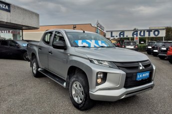 mitsubishi-l200-doublecab-2-3d-4wd-150cv-6m-autocarro