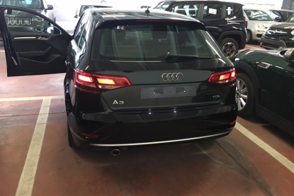 Audi A3 1 6tdi Sportback Sport S Tronic L A Auto Dal 1988