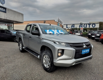 mitsubishi-l200-doublecab-2-3d-4wd-150cv-6m-autocarro