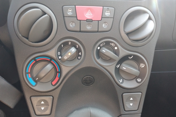 fiat-panda-4x4-1-3-mj-75cv