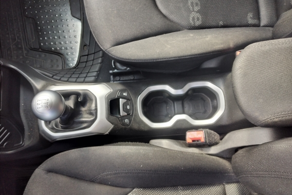 jeep-renegade-1-6-benz-sport-110cv