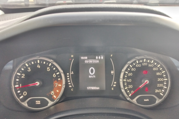 jeep-renegade-1-6-benz-sport-110cv