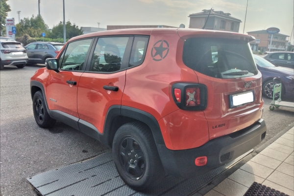jeep-renegade-1-6-benz-sport-110cv