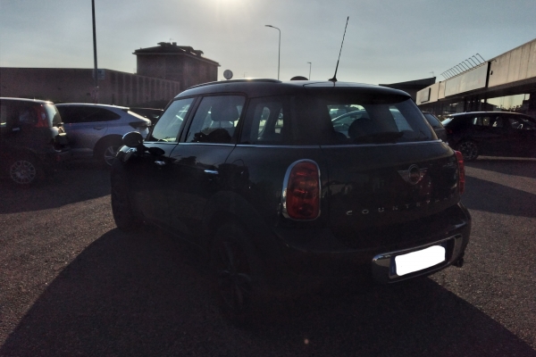 mini-countryman-1-6-one-d-90cv-6m