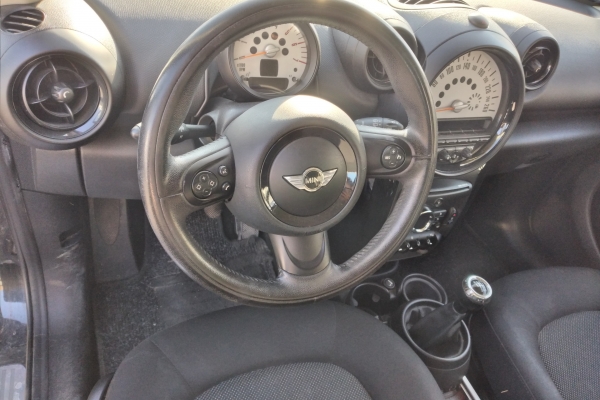 mini-countryman-1-6-one-d-90cv-6m