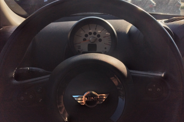 mini-countryman-1-6-one-d-90cv-6m