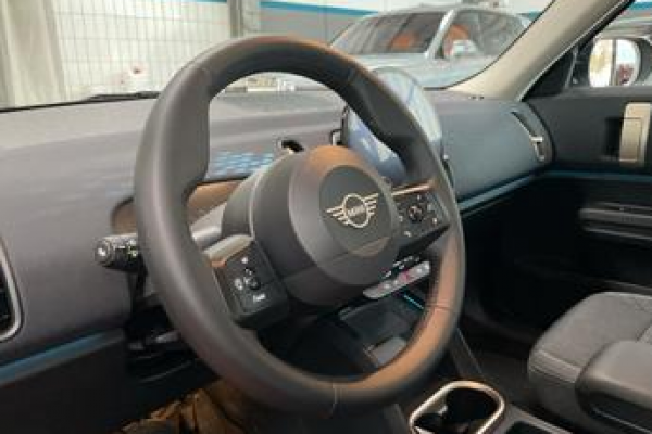 mini-countryman-c-cooper-1-5-hybrid-156cv-autom