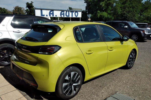 peugeot-208-1-2-benz-style-100cv