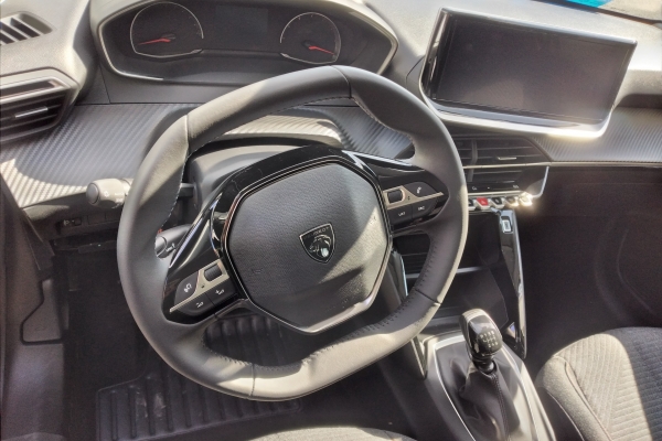 peugeot-208-1-2-benz-style-100cv