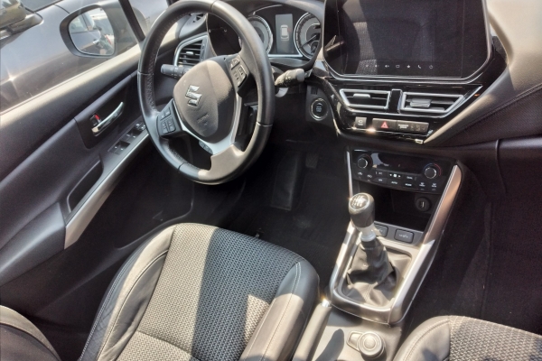 suzuki-s-cross-1-4-hybrid-top-4wd-129cv-6m