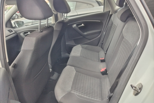 volkswagen-polo-1-4-tdi-75cv-5p