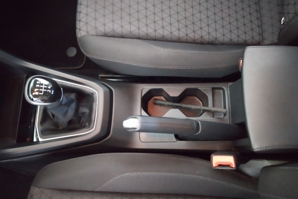 volkswagen-t-cross-1-0-tsi-r-line-95cv