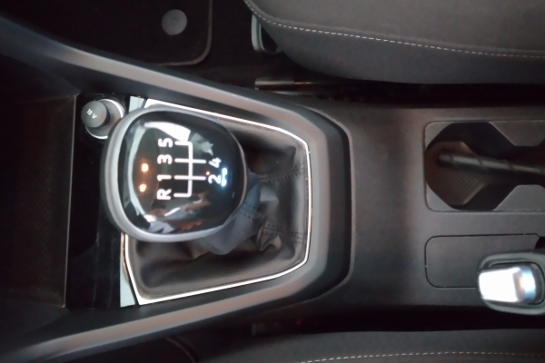 volkswagen-t-cross-1-0-tsi-r-line-95cv