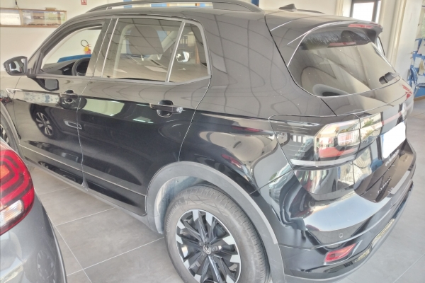 volkswagen-t-cross-1-0-tsi-r-line-95cv
