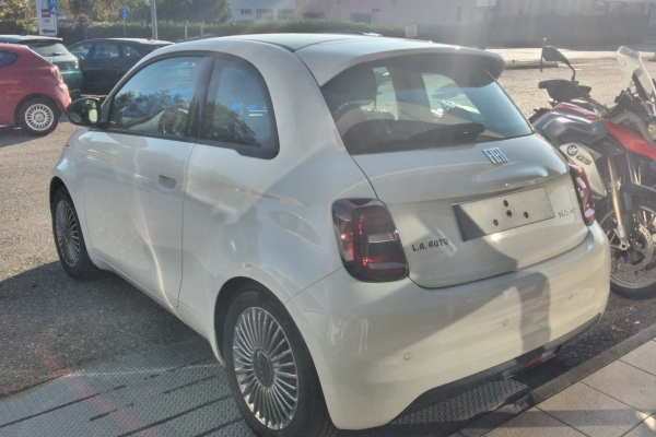 fiat-500-hybrid-1-0-65cv