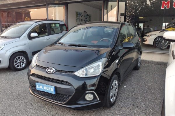 hyundai-i10-1-0-benz-66cv