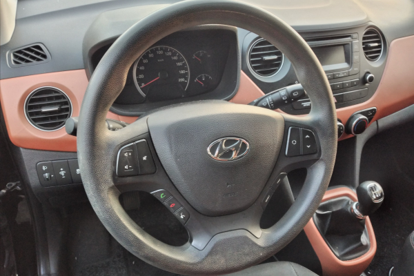 hyundai-i10-1-0-benz-66cv