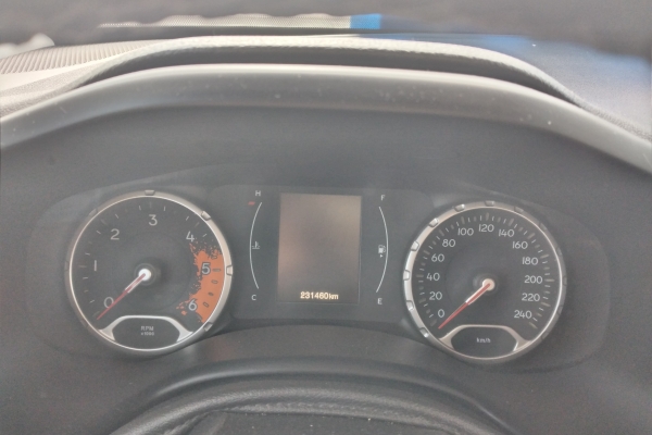 jeep-renegade-2-0-mjt-4x4-night-eagle-120cv-6m