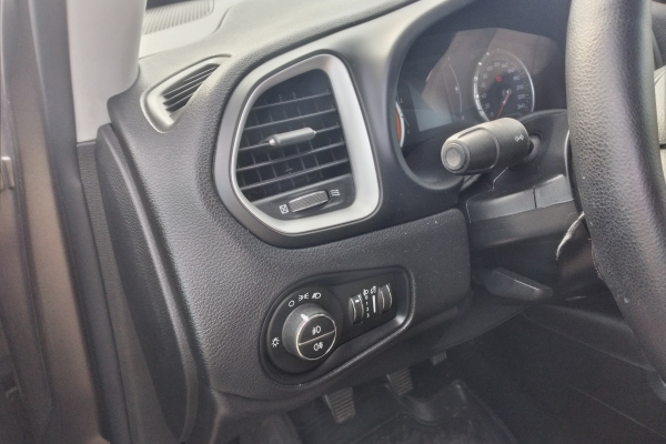 jeep-renegade-2-0-mjt-4x4-night-eagle-120cv-6m