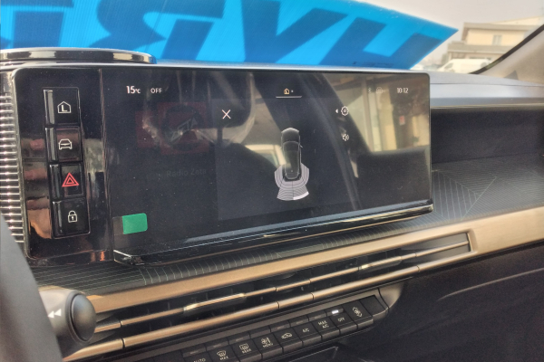 lancia-ypsilon-1-2-hybrid-110cv-autom