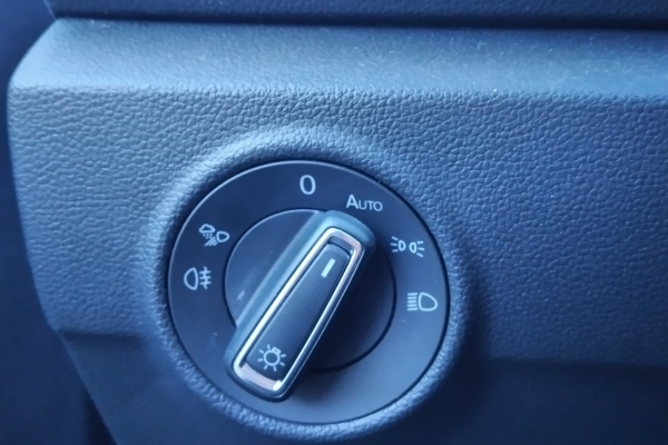 volkswagen-t-roc-2-0-tdi-style-115cv-6m