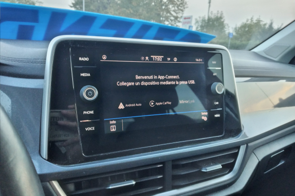 volkswagen-t-roc-2-0-tdi-style-115cv-6m