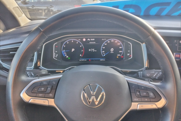 volkswagen-taigo-1-0-tsi-r-line-110cv-dsg