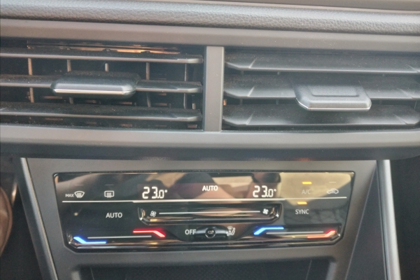 volkswagen-taigo-1-0-tsi-r-line-110cv-dsg