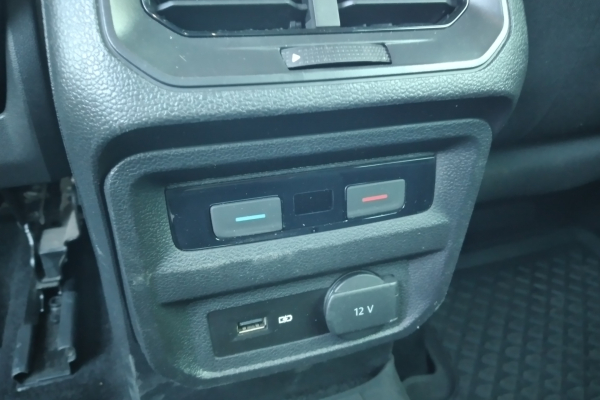 volkswagen-tiguan-2-0-tdi-r-line-150cv-dsg