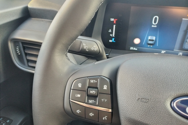 ford-tourneo-courier-1-0-ecoboost-125cv-6m
