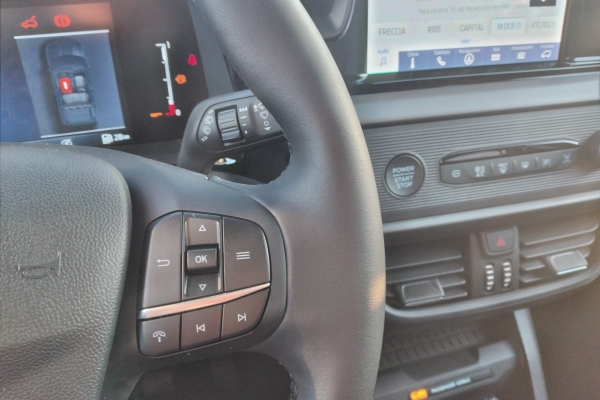ford-tourneo-courier-1-0-ecoboost-125cv-6m