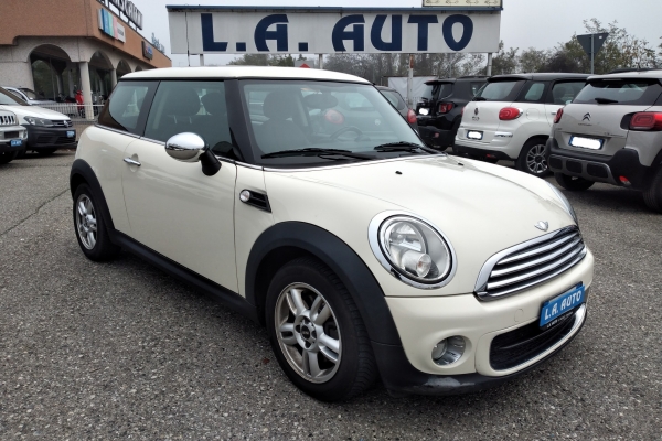 mini-cooper-1-6-d-one-90cv