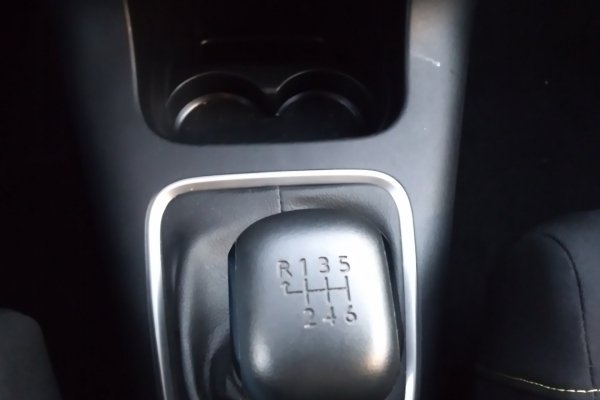 citroen-c3-1-2-benz-110cv