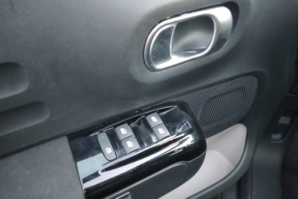citroen-c3-1-2-benz-110cv