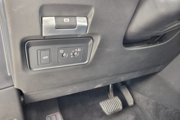 range-rover-evoque-2-0-d-mhev-awd-150cv-autom-gancio-traino