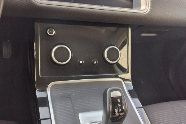 range-rover-evoque-2-0-d-mhev-awd-150cv-autom-gancio-traino