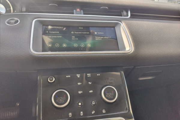 range-rover-evoque-2-0-d-mhev-awd-150cv-autom-gancio-traino