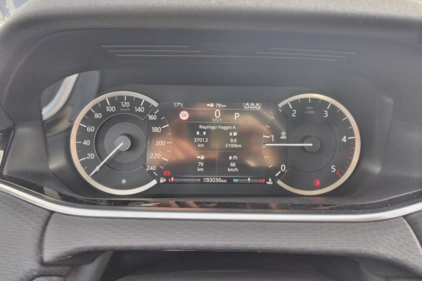 range-rover-evoque-2-0-d-mhev-awd-150cv-autom-gancio-traino